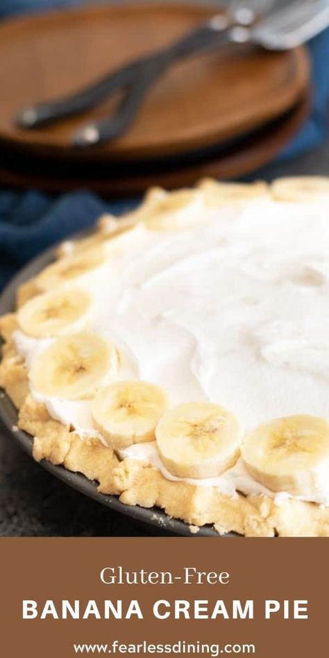 Everyone will love this homemade gluten free banana cream pie recipe. You start by making a vanilla pudding from scratch and pouring it over fresh banana slices in a gluten free flaky pie crust. It is the perfect dessert. Topped with whipped cream. fearlessdining Gluten Free Banana Cream Pie Recipes, Paleo Banana Cream Pie, Gluten Free Banana Desserts, Gluten Free Banana Dessert Recipes, Dairy Free Banana Cream Pie, Gluten Free Banana Recipes, Gluten Free Flaky Pie Crust, Gluten Free Banana Cream Pie, Vanilla Pudding From Scratch