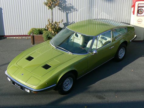 Maserati Indy 1969 - GTPlanet Black Maserati Aesthetic, Pagani Sports Car, Maserati Ghibli Interior, Vintage Maserati, Maserati Indy, Maserati Car, Green Cars, Strange Cars, Flashy Cars