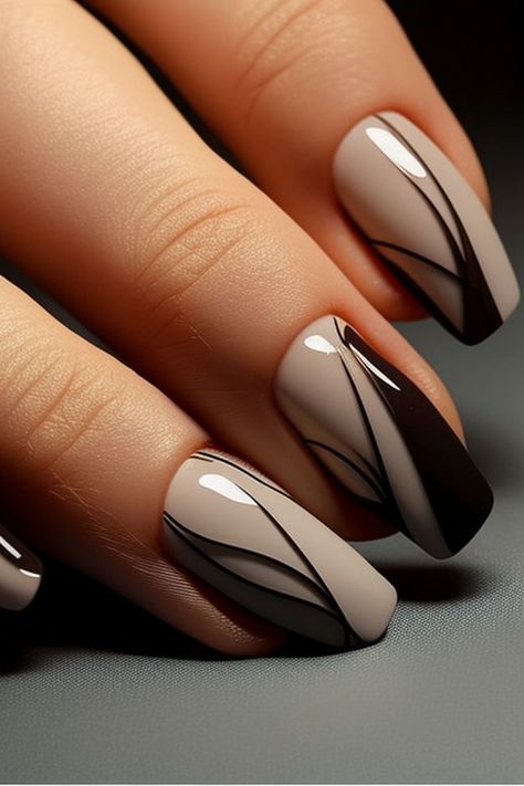 Brown And Black Nails, Burgundy Acrylic Nails, Shiny Nails Designs, Fancy Nail Art, Quick Nail Art, Manicure Nail Designs, Fancy Nails Designs, Fall Acrylic Nails, Nail Art Designs Diy