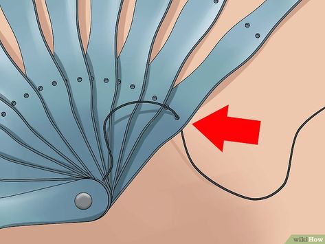 How to Make Feather Fans (with Pictures) - wikiHow Hand Fans Diy, Craft Ideas For Beginners, Feather Fans, Silk Dancing, Wooden Fan, Antique Fans, Chinese Fan, Paper Craft Ideas, Fan Jewelry