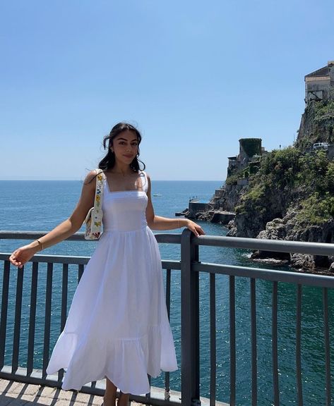 Long Flowy Dress Outfit, Coastal Granddaughter Outfits Dress, Old Money Sundress, Marseille France Outfits, European Summer Outfits Modest, Outfits For London In June, Italian Sundress, Malta Outfit Ideas, France Outfits Summer