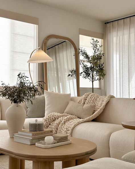 Beige Aesthetic Living Room Decor, Beige Home Interiors, Slow Living Decor, House Decor Neutral Colors, Beige Living Room Apartment, Classy Farmhouse Living Room, Beige Living Room Inspiration, Neutral Modern Decor, Cozy Clean Aesthetic