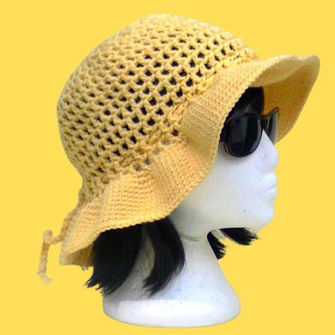 pretty crochet mesh sun hat - Learn how-to crochet with Clare Crochet Mesh Hat Pattern Free, Crochet Mesh Hat, Free Crochet Hat Pattern, Crochet Sun, Crochet Sun Hat, Hat Patterns Free, Pretty Crochet, Hat Beret, Crochet Hats Free Pattern