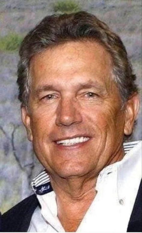 George Strait Pure Country, George Strait Family, Christopher George, King George Strait, Best Country Singers, Baby George, King And Country, Country Music Artists, George Strait