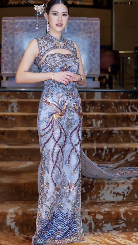 Sangjit Dress Modern, Modern Cheongsam Wedding, Sangjit Dress, 1870s Dress, Cheongsam Wedding, Black Wedding Gowns, Chinese Wedding Dress, Chinese Style Dress, Barbie Dress Fashion