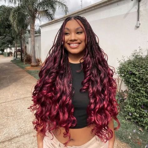 🌹style inspo🌹 get this look with our burgundy ombré French curl extensions!! Dm us or visit the link in our bio to purchase yours now🤭 Red Ombre Braids Black Women, Red Ombre Braids, Burgundy French Curl Braids, Burgundy Extensions, Curl Extensions, Burgundy Braids, Ombré French, Ginger Ombre, Hair Braid Designs