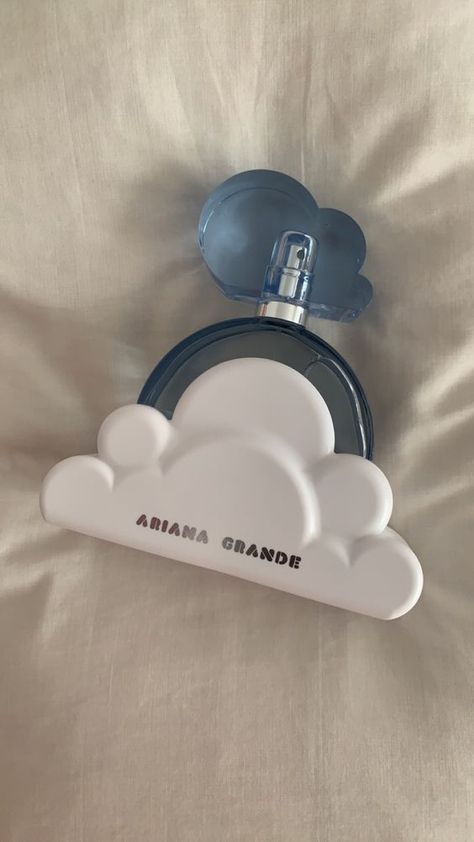 Ariana Cloud Aesthetic, Arianna Cloud Perfume, Perfume Aesthetic Ariana Grande, Ariana Grande Aesthetic Perfume, Ariana Grande Cloud Perfume Aesthetic, Arianna Perfume, Ariana Grande Perfumes Aesthetic, Best Ariana Grande Perfume, Ariana Perfume Aesthetic