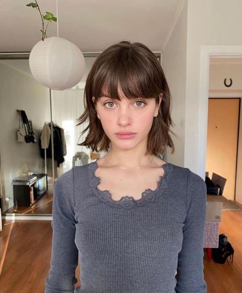 Hair Inspiration Short, Shot Hair Styles, Girl Short Hair, Short Hair With Bangs, Short Hair Haircuts, Cut My Hair, Shoulder Length Hair, Hairstyles Haircuts, Short Hairstyles For Women