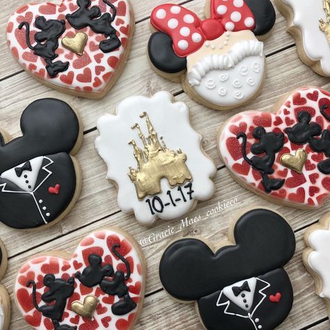 Hercules Wedding, Wedding Shower Desserts, Hidden Mickey Wedding, Mickey Cookies, Mickey Wedding, Mickey Mouse Wedding, Disney Bachelorette Parties, 25th Wedding Anniversary Party, Minnie Mouse Cookies