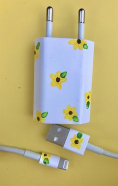 Charger Art, Diy Crafts To Do, Easy Diy Art, Diy Creative Crafts, Mini Canvas Art, Fun Diy Crafts, Diy Prints, Diy Phone Case, Diy Creative