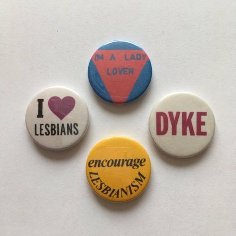 Lesbian 4 Badge Set LGBT Dyke Triangle Vintage Remake LGBT Pride Buttons Dyke Aesthetic, Cameron Post, Vintage Lesbian, Im A Lady, Cool Pins, Badge Design, Button Badge, Lgbt Pride, Pinback Buttons