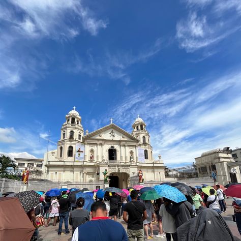 #churches #wowphilippines #travel #photography Quiapo Manila, Black Nazarene, Tourist Spots, Heritage Site, Manila, The Black, Philippines, Beautiful Places, Travel Photography