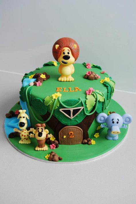 Raa Raa Cake  Charming Treatslik Lion Cake Ideas, Postman Pat Cake, Raa Raa The Noisy Lion, Lion Birthday Cake, Children Birthday Cake, Birthday Cakes For Children, Lion Cake, Lion Party, Jungle Theme Party