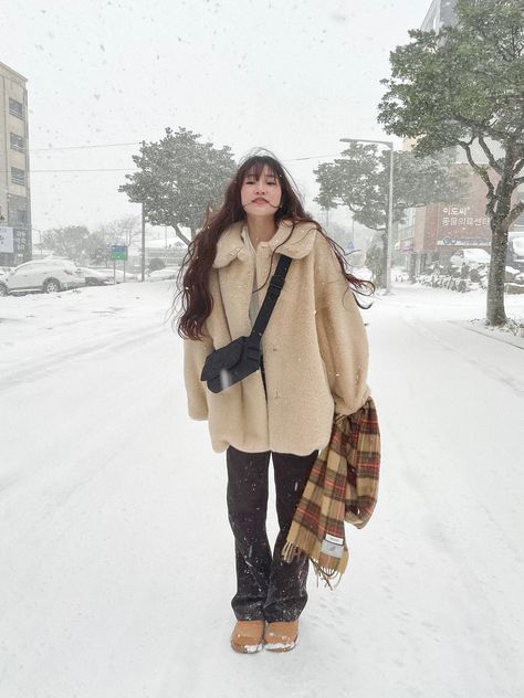 Outfits I Would Wear, Japan Outfit Winter, Japanese Winter Fashion, Winter Inspo Outfits, Korean Style Winter, Winter Outfits Korean, Korean Winter Outfits, Cute Winter Outfit, Japan Outfits