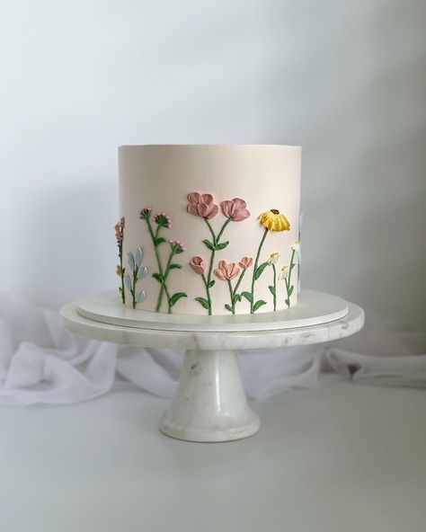 June l Cake Decorating Instructor (@bloomsbyjune) • Instagram photos and videos Wildflower Cake, In Disbelief, Baby Shower Cakes Girl, Birthday Cake With Flowers, Spring Cake, Spring Birthday, Bloom Baby, Pretty Birthday Cakes, Cake Designs Birthday