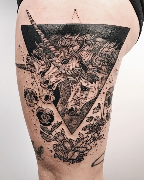 19.3k Likes, 248 Comments - Pony Reinhardt Tattoo (@freeorgy) on Instagram: “Fierce pharoah's unicorns, with pansies and crystal! Thanks Ayden! ✨✨” Pony Reinhardt Tattoo, Pony Reinhardt, Woodcut Tattoo, Organic Tattoo, Healing Tattoo, Horse Tattoo, Thigh Tattoos Women, Different Tattoos, Body Modification