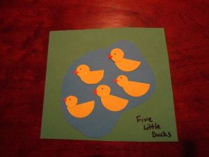 five little ducks nursery rhyme craft for kids Ecers Classroom, Ducks Craft, Ducks Nursery, Nursery Rhymes Toddlers, Nursery Rhymes Preschool Crafts, Nursery Ryhmes, Pond Crafts, Nursery Rhyme Art, Farm Week