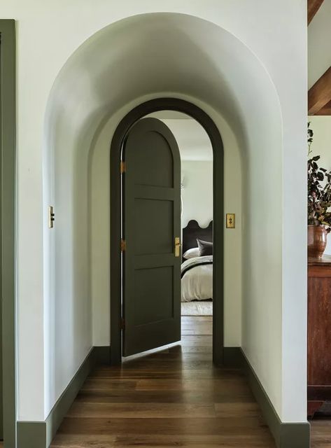 Arched Entrance Door, Arch Bedroom Door, Round Doorway, Woods Project, Rounded Wall, Arched Interior Doors, Door Accents, Oval Door, Green Doors