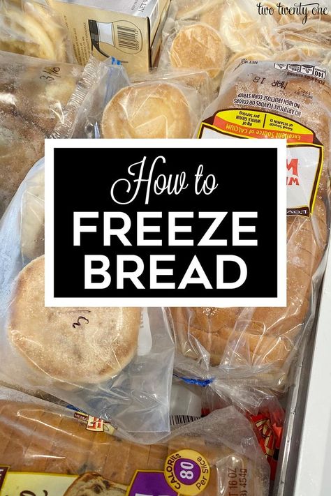 How to properly freeze and thaw bread! #freeze #bread #freezing #freezer How To Freeze Bread, Freeze Bread, Freezing Food Guide, Freezing Food Storage, Freezing Bread, Home Made Bread, Freezing Leftovers, Freezing Food, Freezer Friendly Meals