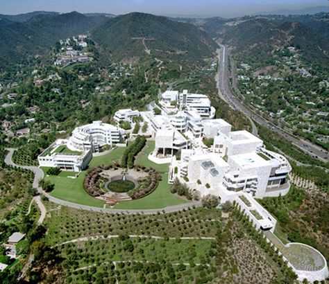 Getty Museum in Los Angeles Getty Center Los Angeles, Getty Museum Los Angeles, Los Angeles Attractions, The Getty Center, Los Angeles Museum, Richard Meier, Getty Center, Los Angeles Hotels, Getty Museum