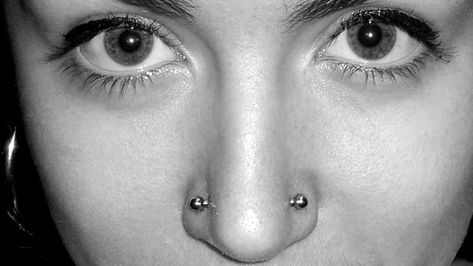 Nose Piercing 101: Ultimate Nose Piercing Guide - The Trend Spotter Third Eye Piercing, Nasallang Piercing, Piercing Guide, Piercing Types, High Nostril Piercing, Rhino Piercing, Stretched Septum, Thick Gold Ring, Bridge Piercing