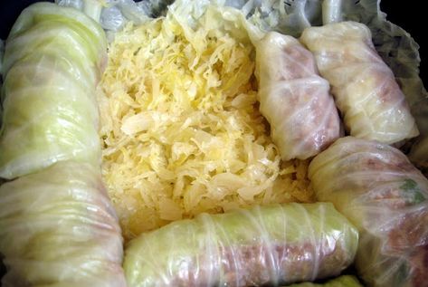 Halupki Recipe Cabbage Roll, Halupki Recipe, Recipe Cabbage, Turkey In Roaster, Soup Stock, Cabbage Roll, Cabbage Rolls Recipe, Just A Pinch Recipes, Ukrainian Recipes