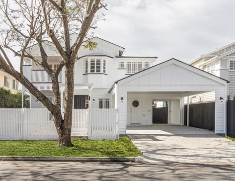 A large scale renovation recently completed by the Neilsen's Painting Team. A mixture of Lexicon Quarter & Monument used on the exterior. Lexicon Quarter Exterior, House Painter, Front House, Team A, Green With Envy, House Paint Exterior, Exterior House, Facade House, House Front