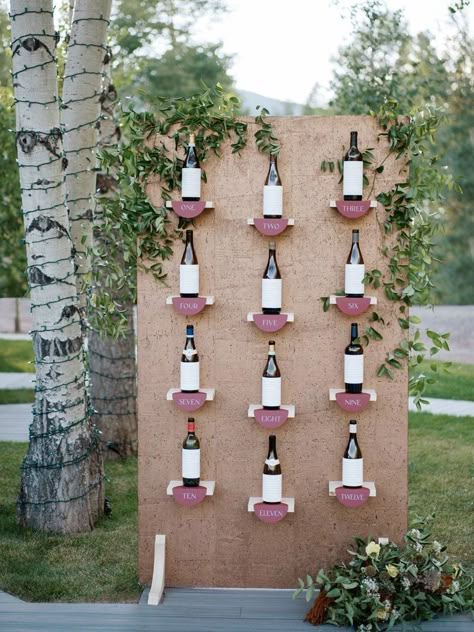 Wine wedding souvenir