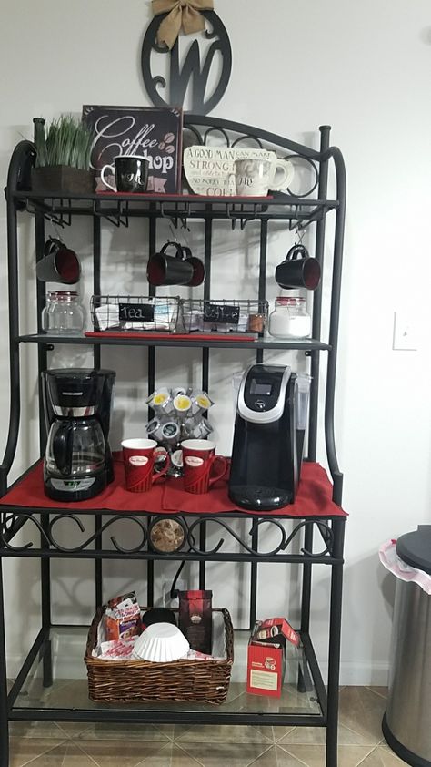 An inexpensive but chic way to turn a Bakers rack into a fabulous coffee bar Bakers Rack Coffee Bar, Bakers Rack Decorating, Diy Coffee Station, Coffee/wine Bar, Coin Café, Coffee Bar Station, Coffee Bar Ideas, Diy Coffee Bar, Coffee Bar Design