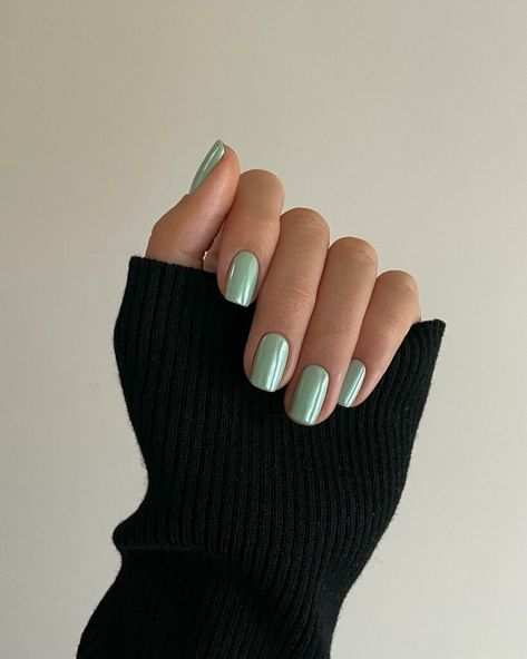 Nails Ideas Short Almond, Elegant Square Nails, Crome Nail, Green Chrome Nails, Chrome Nails Art, Square Nails Ideas, Glazed Nails, Chrome Nails Ideas, Purple Chrome Nails