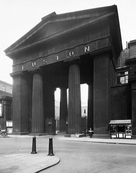 Railway Station Architecture, British Buildings, London List, Birmingham Canal, Euston Station, Arcology, Hayward Gallery, Old Train Station, Old Train