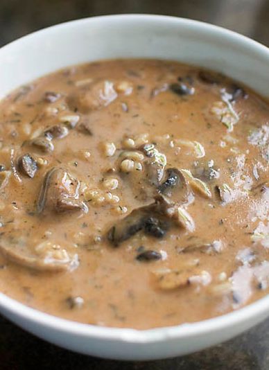 Wild Mushroom Soup, Forest Mushrooms, Brown Rice Recipes, Wild Mushroom, Polish Recipes, European Food, Bowl Of Soup, Mushroom Soup, Mushroom Recipes