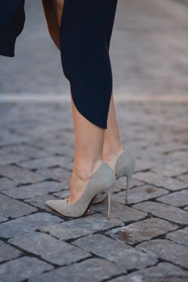 grey suede heels Gray Accessories, Fabulous Shoes, Shoe Closet, On The Ground, Crazy Shoes, Shoe Obsession, Navy Dress, Shoe Lover, Amelie