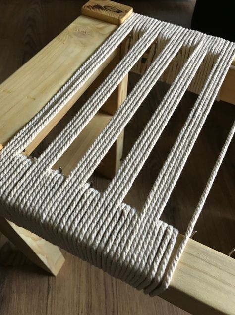 How To Weave Bench Seat, Diy Woven Bench Tutorial, Danish Weaving, Macrame Bench, Milk Crate Bench, Furniture Weaving, 70's Furniture, Diy Woven Bench, Woven Outdoor Furniture