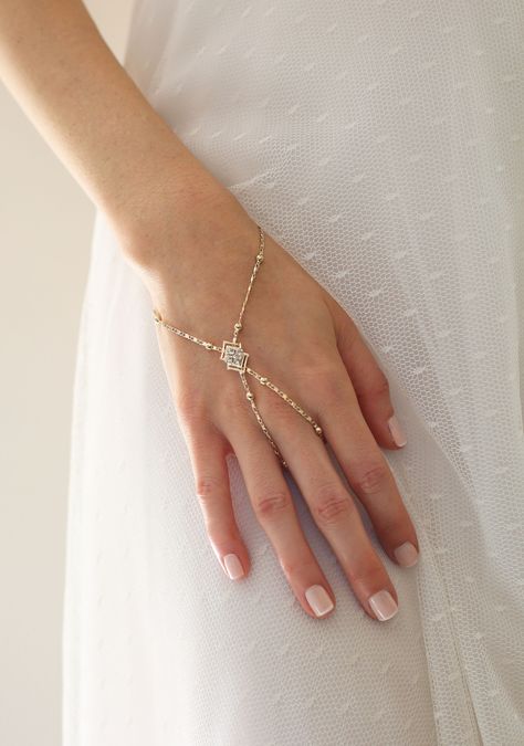 Arm Cuff Bracelet, Hand Chain Jewelry, Finger Bracelets, Hand Chain Bracelet, Hand Bracelet, Wedding Accessories Jewelry, Bridal Bracelet, Hand Chain, Hand Jewelry