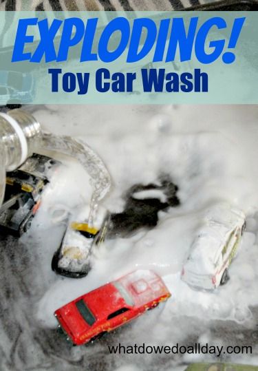 Car Wash For Kids, Toy Car Wash, Kids Bus, Transportation Activities, Bath Toy, Science Activities For Kids, Boredom Busters, Outdoor Activities For Kids, Indoor Fun