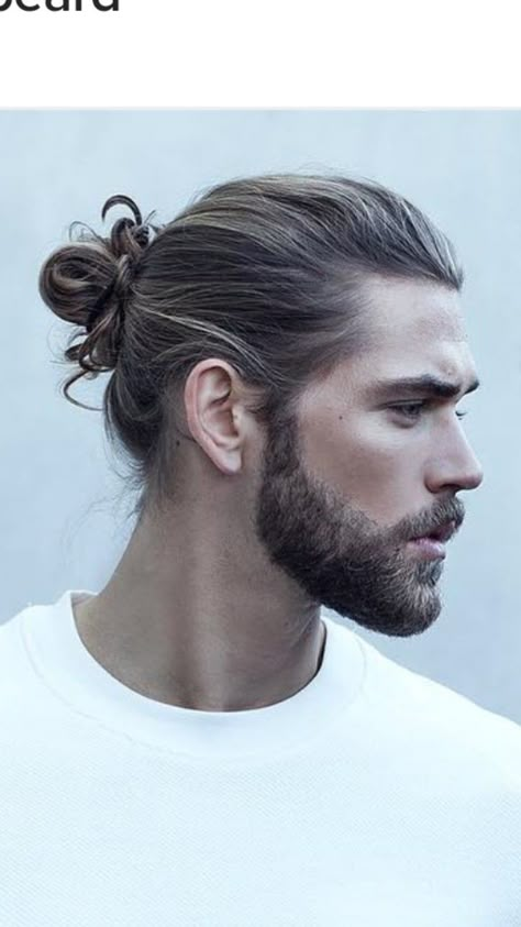 Man With Long Hair, Beard Gifts, Long Hair Beard, Man Bun Hairstyles, Men's Long Hairstyles, Beard Hairstyle, Short Beard, Bun Styles, Men Haircut Styles