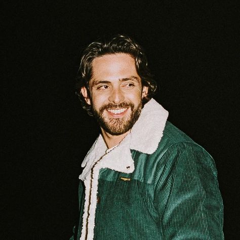 Thomas Rhett on TikTok Thomas Rhett, Country Music Singers, Country Stars, 1m Followers, Pretty Cars, Country Singers, My Vibe, Country Music, Short Videos