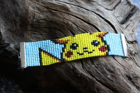 Pikachu Bead Pattern, Beaded Pikachu, Pikachu Loom Bracelet, Pikachu Bracelet, Pikachu Beads, Pokemon Bracelet, Pokemon Charm Bracelet, Pokemon Purse, Pokemon Jewelry