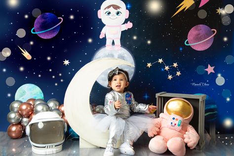 Space Photoshoot, Space Unicorn, Dinosaur Birthday Theme, Astronaut Party, Space Birthday Party, First Year Photos, 2nd Birthday Party Themes, 1st Birthday Photos, Space Girl