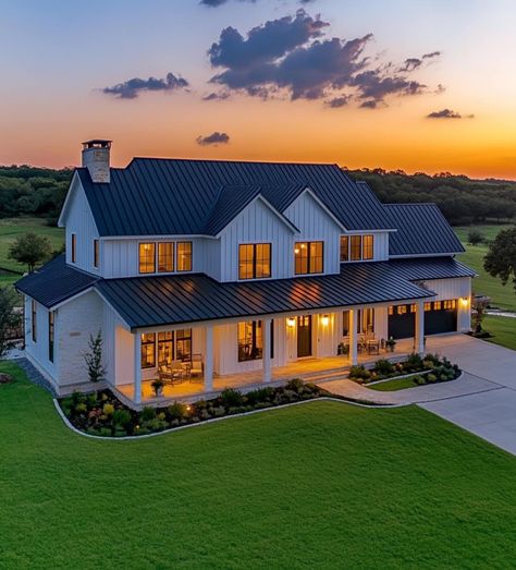 White 2 Story House Exterior, Big White Barndominium, Home Inspiration Outside, White Farmhouse Exterior Black Trim, Farm Houseplans Exterior, Fancy Farmhouse, Big White Farmhouse, Country Style Houses, House On Acres Of Land