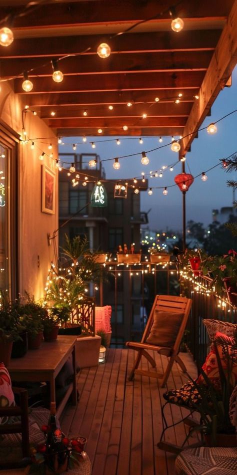 Backyard Inspo Patio, Fall Balcony, Enclosed Patio Ideas, Birthday 19, Condo Balcony, Apartment Balcony Ideas, Balcony Lighting, Small Terrace, Enclosed Patio