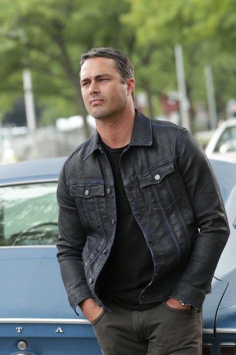 Hot Taylor Kinney Pictures | POPSUGAR Celebrity Taylor Kinney Chicago Fire, Taylor Jackson, Hollywood Scenes, Taylor Kinney, Chicago Shows, Chicago Fire, Actor Model, Best Tv Shows, Good Looking Men