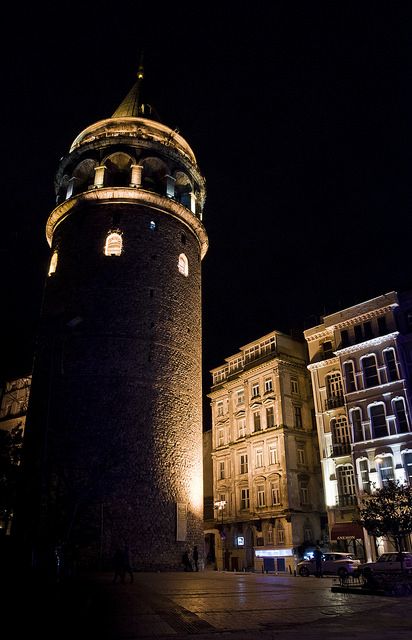 Istanbul - Galata Tower by night | by raf hérédia Turkey At Night, Istanbul Fake Story, Istanbul Turkey Photography, Istanbul Photography, Turkey Photos, Istanbul Travel, Travel Pictures Poses, Beautiful Mosques, Whatsapp Wallpaper