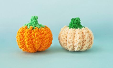 Diy Pumpkin Crafts, Pumpkin Craft Ideas, Origami Pumpkin, Diy Pumpkins Crafts, Crochet Star Patterns, Crochet Puff Flower, Crochet Game, Cat Patterns, Pumpkin Craft