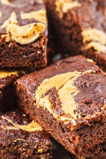 Keto Peanut Butter Brownies, Cuisinart Recipes, Peanut Butter Brownies Recipe, Peanut Butter Swirl Brownies, Peanut Butter Brownie, Chocolate Peanut Butter Brownies, Chocolate Peanut Butter Desserts, Low Sugar Desserts, Keto Peanut Butter