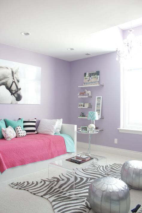 Teenage Room Designs, Purple Bedrooms, Teenage Room, Teen Room Decor, Redecorate Bedroom, Teenage Bedroom, Simple Bedroom