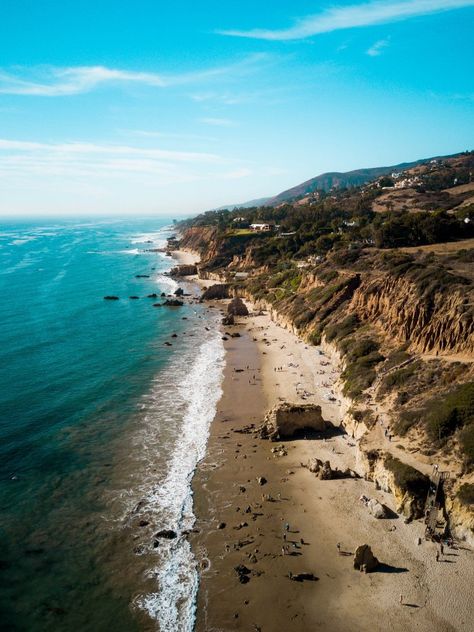 Los Angeles to Santa Barbara Drive: Ultimate Itinerary - Tanama Tales Los Angeles Road Trip, California Coast Road Trip, El Matador Beach, Los Angeles Beaches, Los Angeles Travel, Best Vacation Spots, California Vacation, Pretty Beach, Secluded Beach