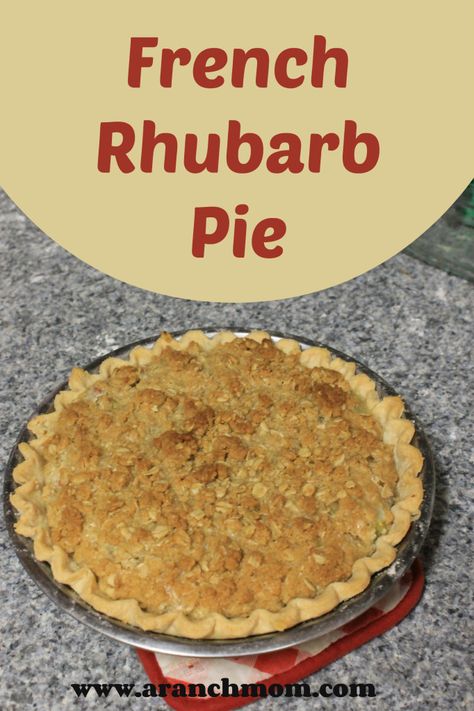 French Pie, Rhubarb Desserts Recipes, Rhubarb Pie Recipe, Rhubarb Recipes Pie, Cake Paris, Spring Dessert, Rhubarb Desserts, Rhubarb Pie, Rhubarb And Custard