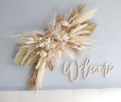 Lux Picnic, Pampas Grass Arch, Magical Decorations, Pampas Wedding, Boho Florals, Wedding Swag, Baby Shower Boho, Wedding Centrepiece, Baptism Ideas